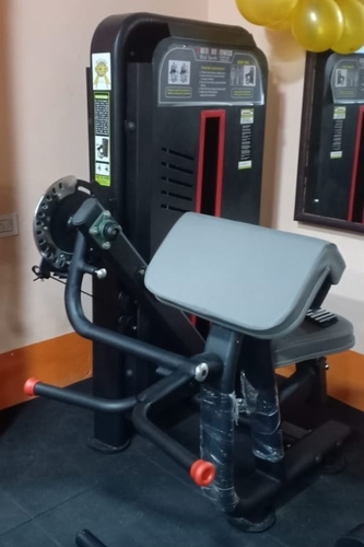 Preacher Curl Machine Application: Endurance