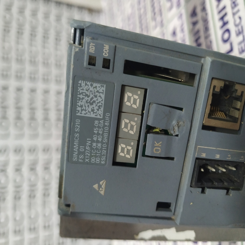 Servo Drive - Siemens 6sl3210-5hb10-8uf0, 3-phase Input Voltage, 1-20kw Power Rating, Ethernet/ip Communication, Ip20 Protection Class | Motor Speed & Position Control In Industrial Automation