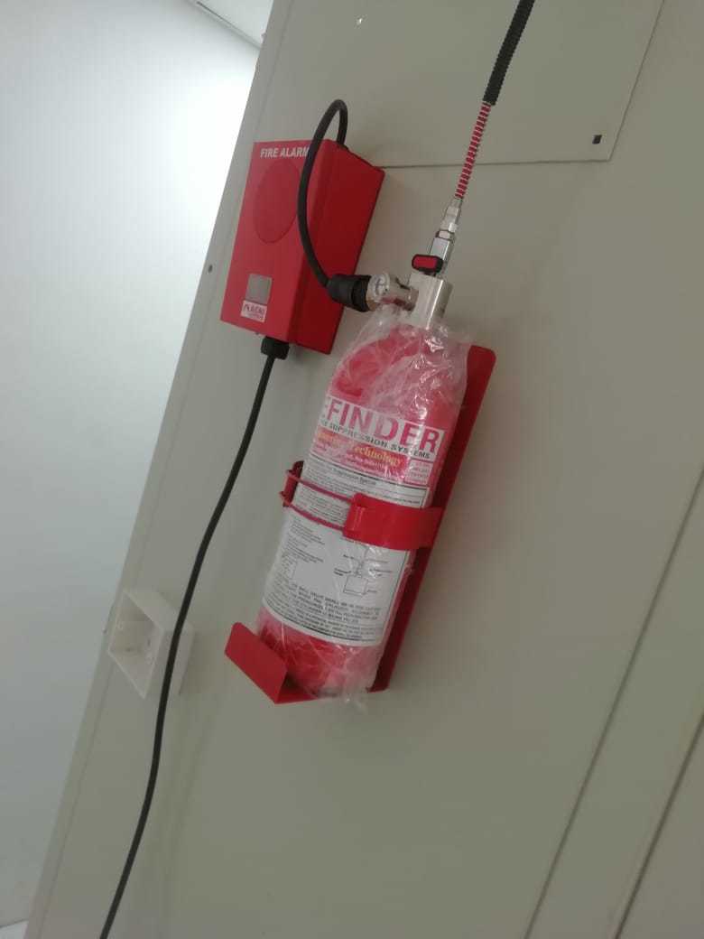 Novec 1230 Fire Suppression System - Metal Alloy, 0.3x0.3x0.6 Meter Size, Red Color | Automatic Detection, Zero Ozone Depletion, 12 Months Warranty