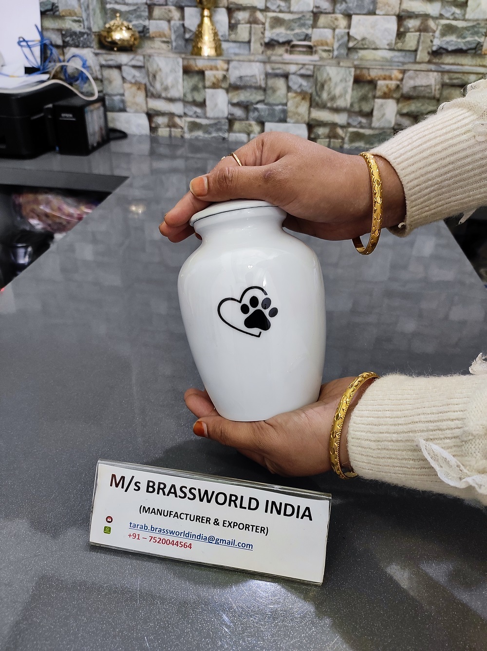 Aluminium Hand Painted Heart With Single Paw Pet Cremation Urn