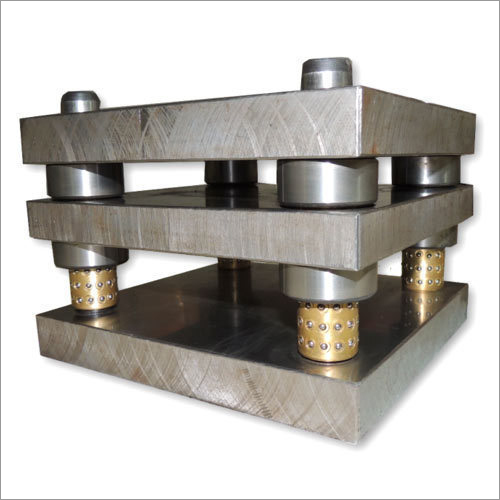 Center Pillar Die Set - M.s., 100x100 - 600x1000 Mm | Precisely Engineered For Press Tools And Customized Applications