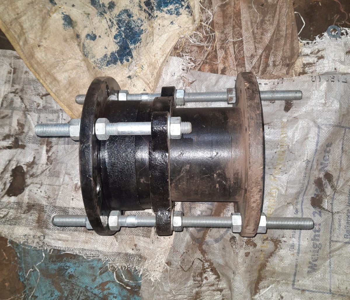 Black Cast Iron Dismantling Joint