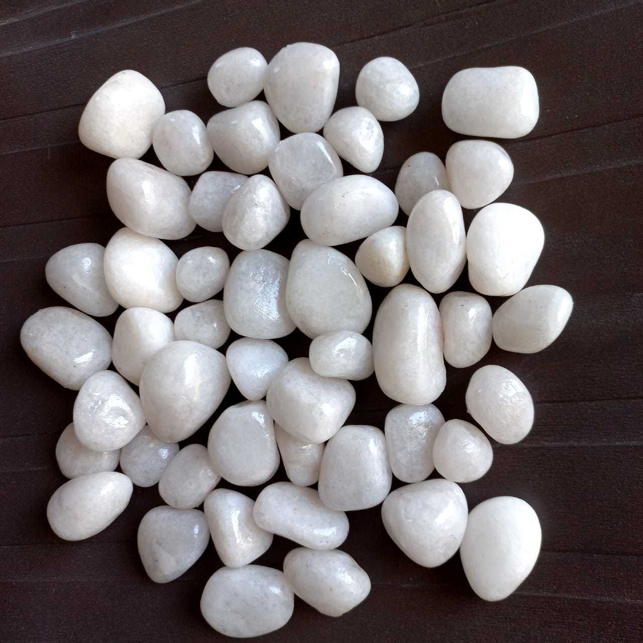 Snow White Quartz Pebbles Whit High Glossy Polished Finished 30-60mm Low Price For Best Supplier - Artificial Stone Type: Solid Surface