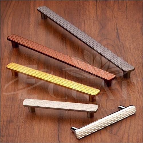 Chrome And Matt Finish Zinc Cabinet Handle Set