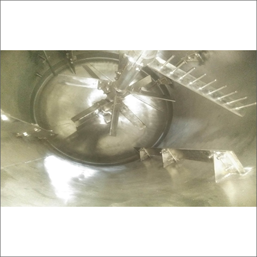 Metal Gmp Reactors - Stainless Steel, Silver Color, Hydraulic Drive Type | Ideal For Industrial Applications In Pharmaceuticals & Chemicals