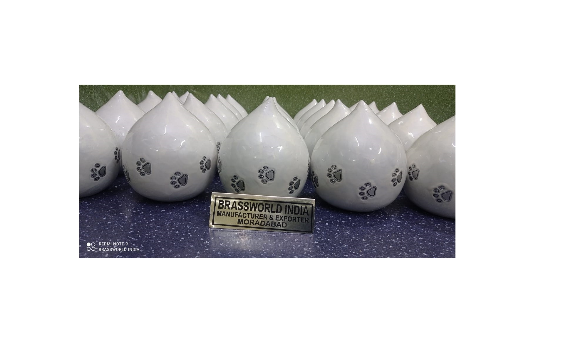 Brass White Tear Drop Pet Cremation Urn Funeral Supplies