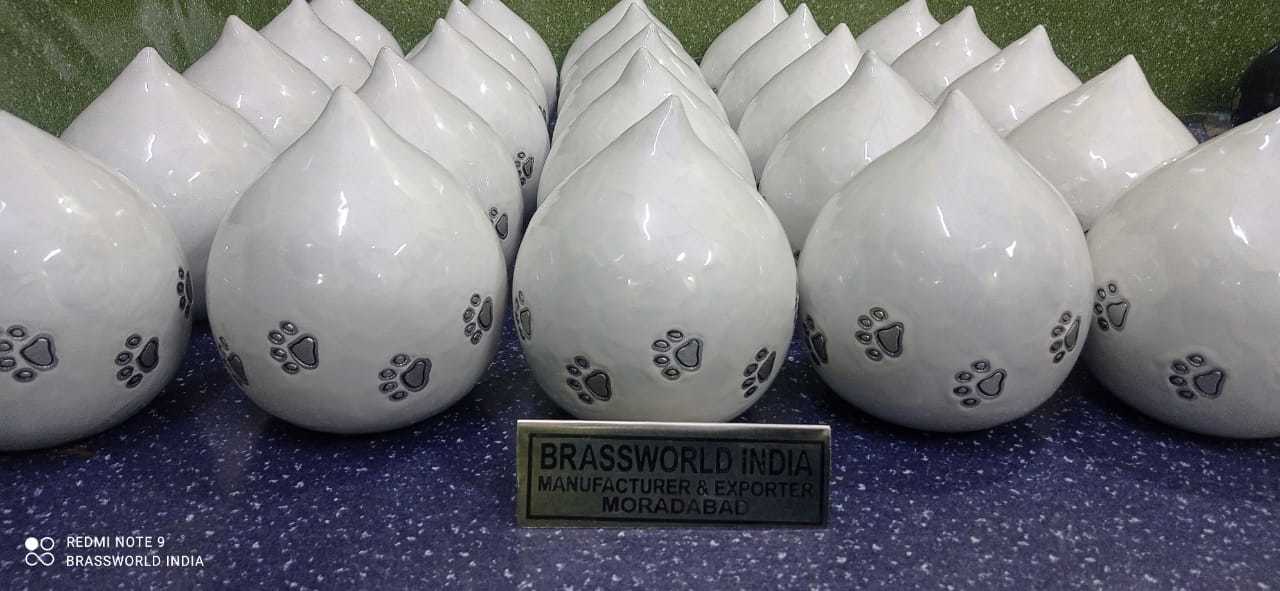 Brass White Tear Drop Pet Cremation Urn Funeral Supplies