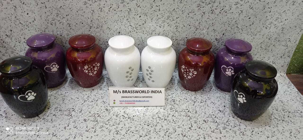 Pet Paw Hand Painted In Heart Shaped Pet Cremation Urn Funeral Supplies