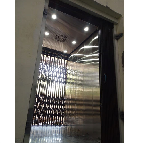 Electric Hospital Lift