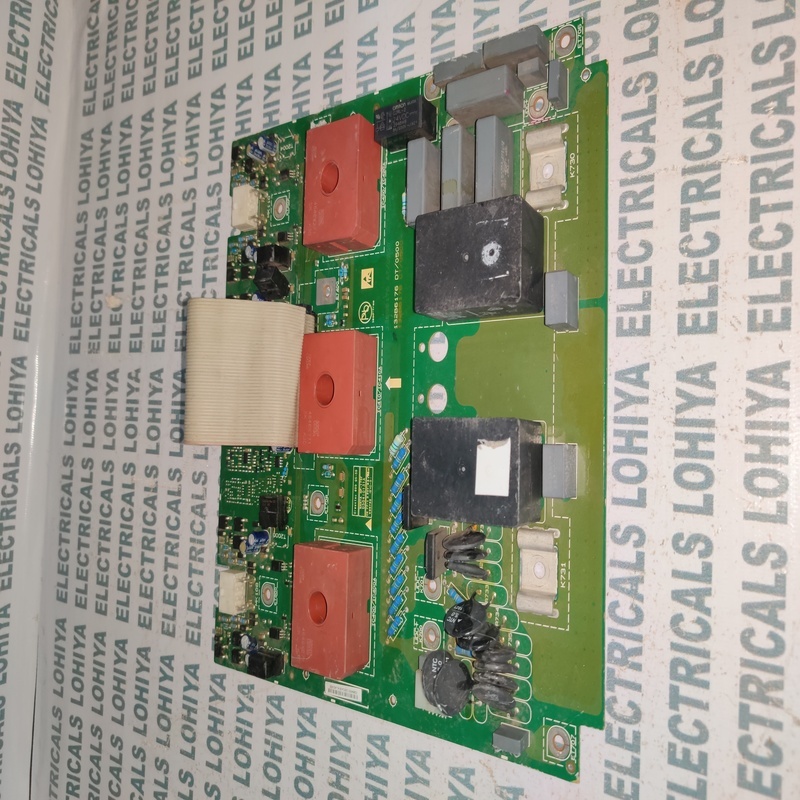 Danfoos 132b6176 Dt/0500 Inverter Board - Pcb Material, Variable Dimensions, Green Color | Industrial Motor Control, Iec Compliance