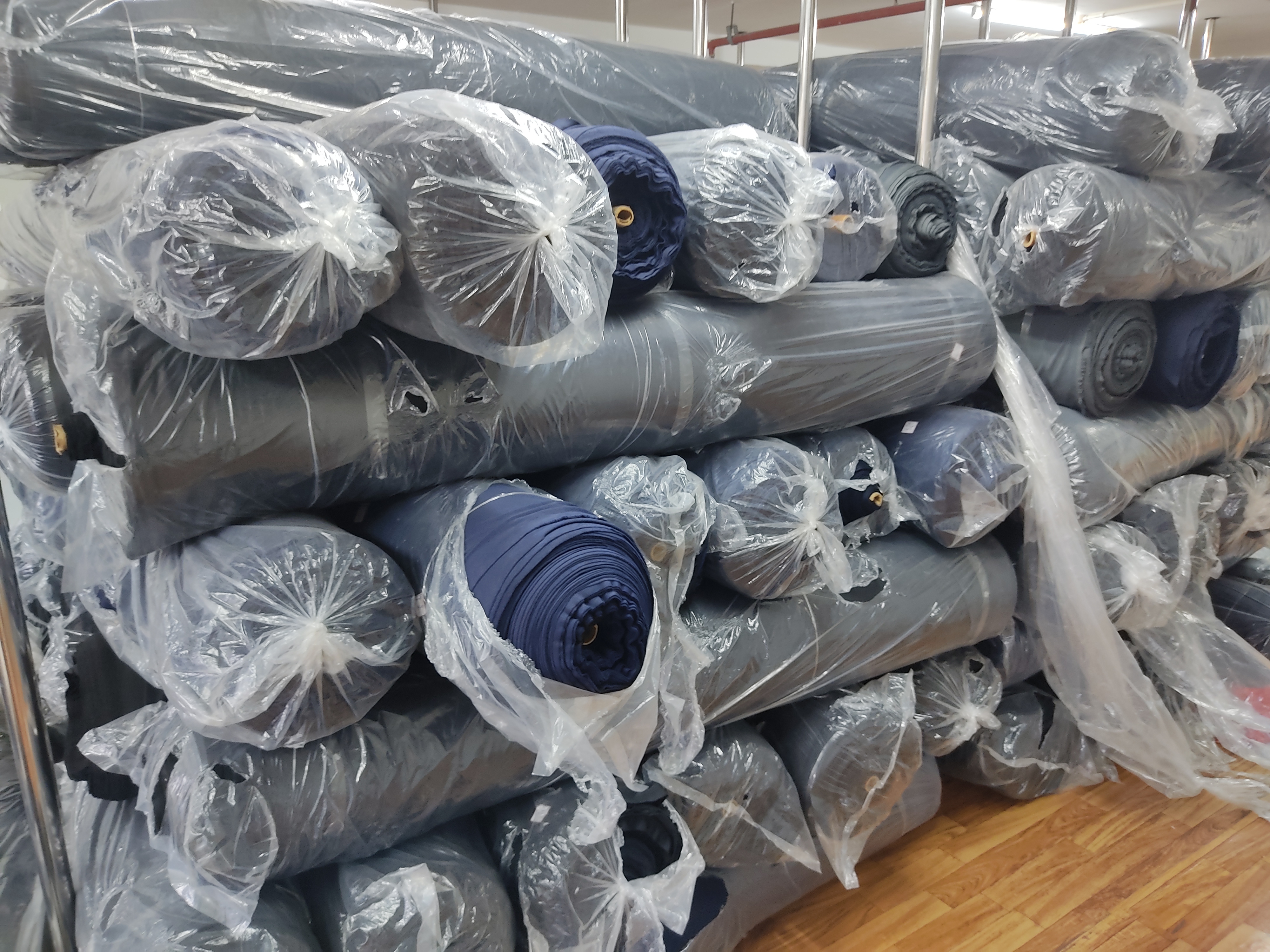 Polyester Zurich Two Way Fabric - 60 Inch Width, 200 Gsm | 100% Polyester, Knitted Plain Design, All Season Use