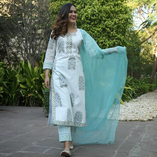 Klosia Cotton Kurta Set Dupatta Decoration Material: Paint