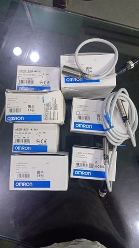 E2EF-X2D1-M1TGJ0.3m, E2EF-3D1-M1TGJ0.3m, E2EF-X7D1N-M1GJ0.3M, OMRON METAL FACE SENSOR DC 2W NO