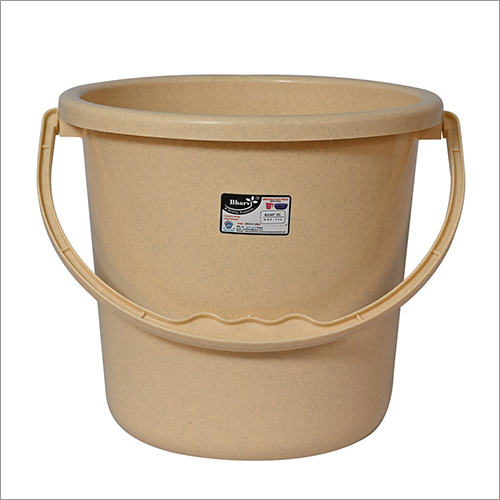 ब्राउन प्लास्टिक वाटर बकेट
