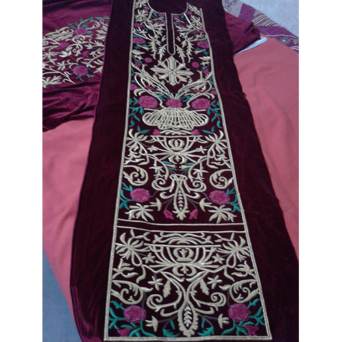 हाथ से तैयार चर्च राजचिह्न