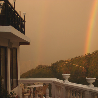 ऐशो-आराम वाले कमरे में ठहरने की सेवाएं