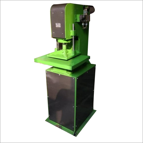 Hydraulic Slipper Making Machine Capacity: 6Pc/Day Pcs/Min