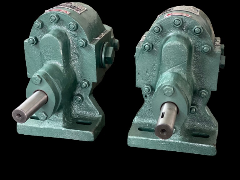 Transformer Oil Filter Pump - Color: Silver
