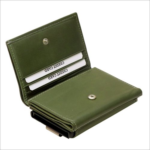ऑलिव ग्रीन लेडीज़ ट्राइफोल्ड मल्टी पॉकेट वॉलेट