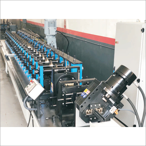 स्वचालित स्टड चैनल रोल फोमिंग मशीन