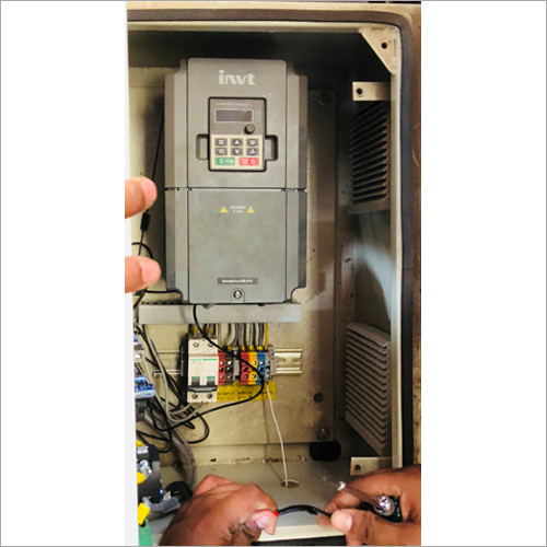 Solar Single Phase Inverter - Plastic 200-240 Volt Power | Manual Switch Operation Efficient Dc To Ac Conversion