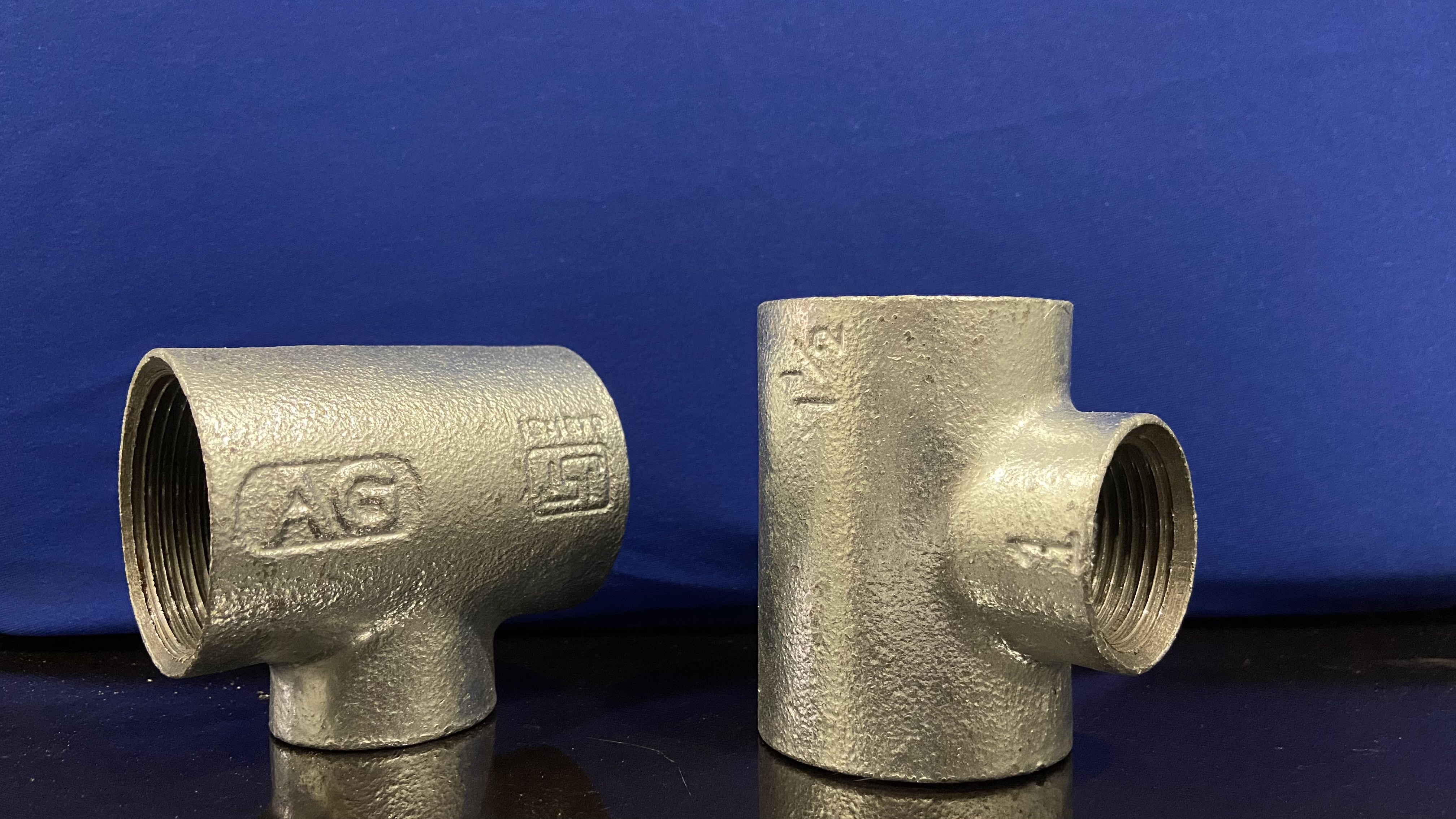 Gi Socket - Zinc Coated G.i Pipe Fitting, 1/2" To 6" Size , Isi Marked, Male Connection, Galvanized Finish, Round Shape, Durable Iron Material