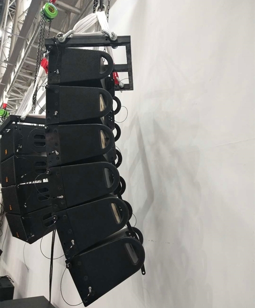 Dual 6 Inch  Line Array Speaker Cabinet Material: Plywooden