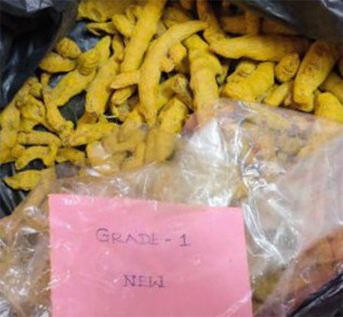 सॉलिड ग्रेड 1 नई हल्दी