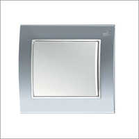 व्हाइट मॉड्यूलर सिंगल स्विच