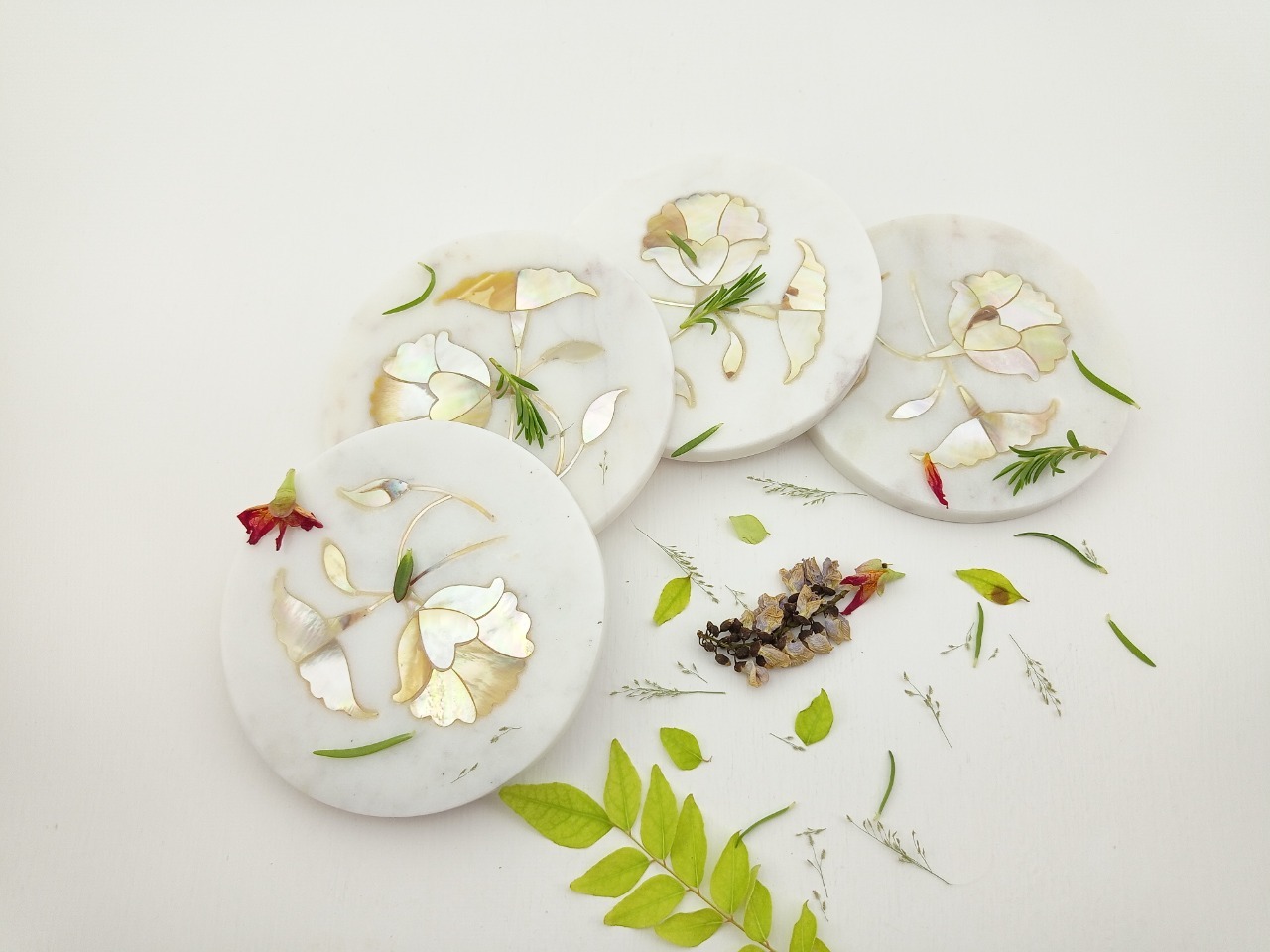 Round Marble Coaster Ii Model No. 256 Ii White Color