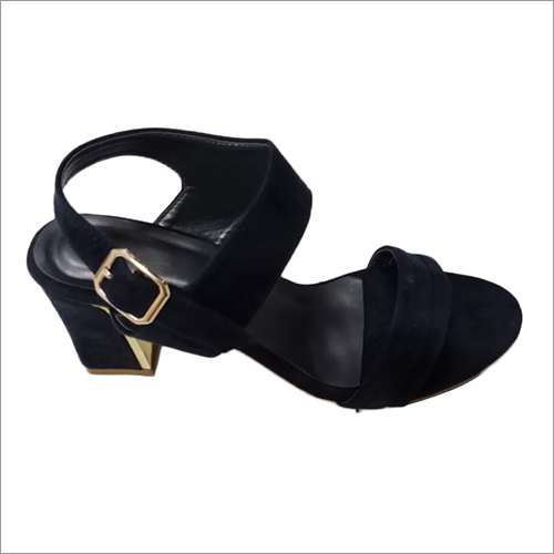 स्प्रिंग लेडीज़ ब्लैक सैंडल