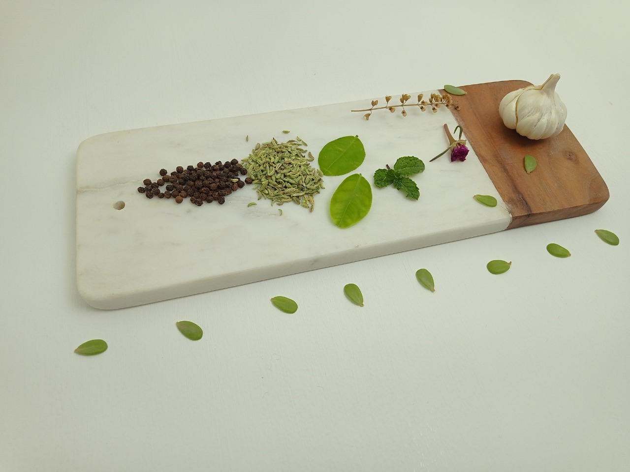 Rectnagle Marble Wood Chopping Board Ii Model No 9 Ii White  Brown Color