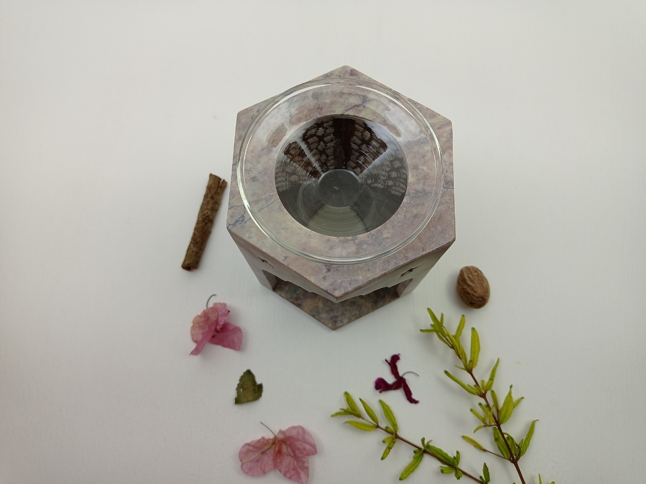 Soapstone Aroma Lamp Ii Model No. 261 Ii Multi Color Size: 3.5 X 3.5 X 4 Inch