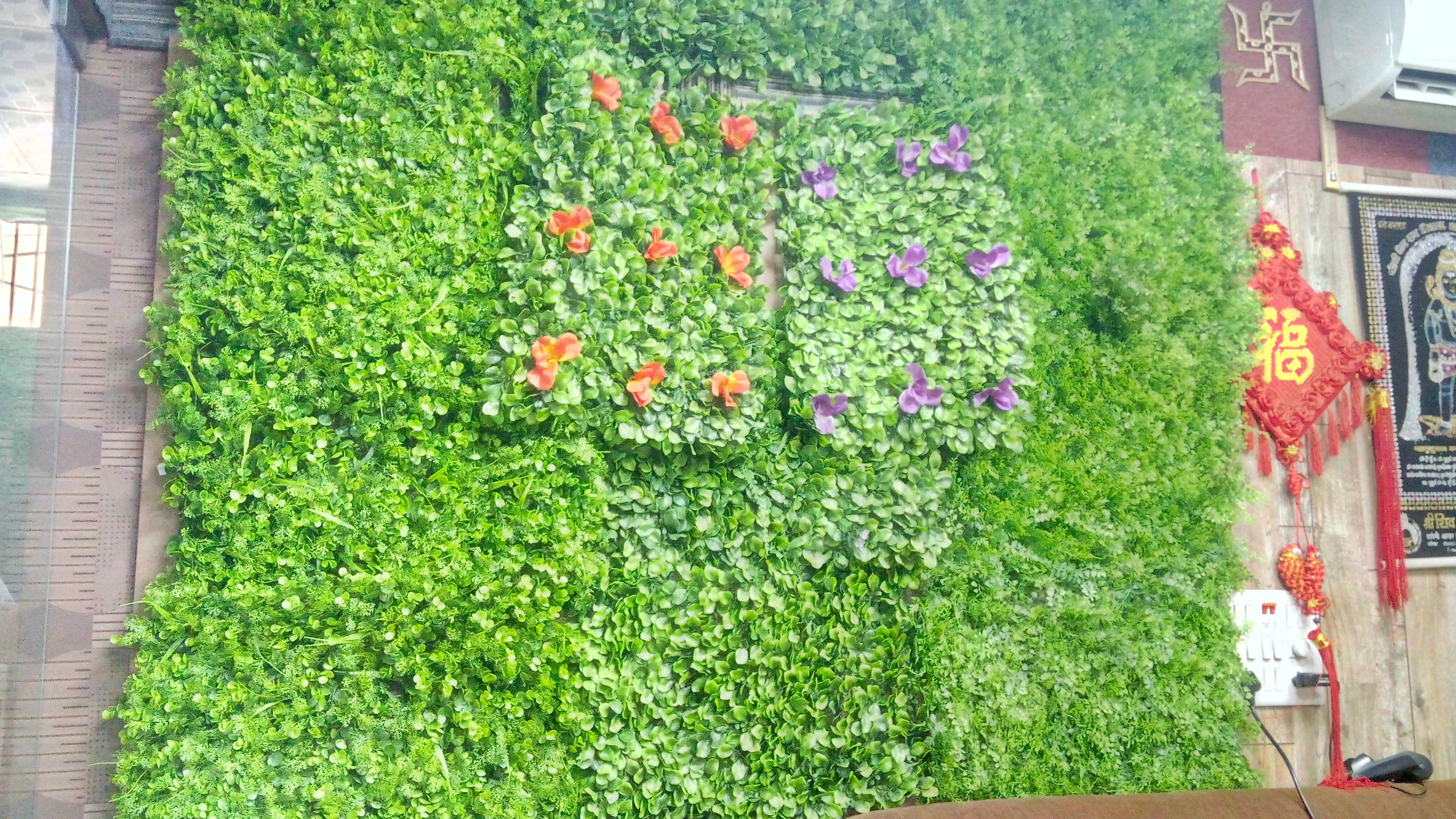 Designer Vertical Garden With Uv Coating