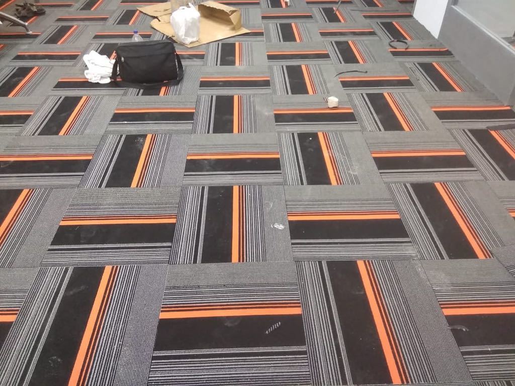 Pvc Backing Carpet Tiles - Matt Finish | Beautiful Design For Home & Office, Suitable For Indoor And Outdoor Floor Applications