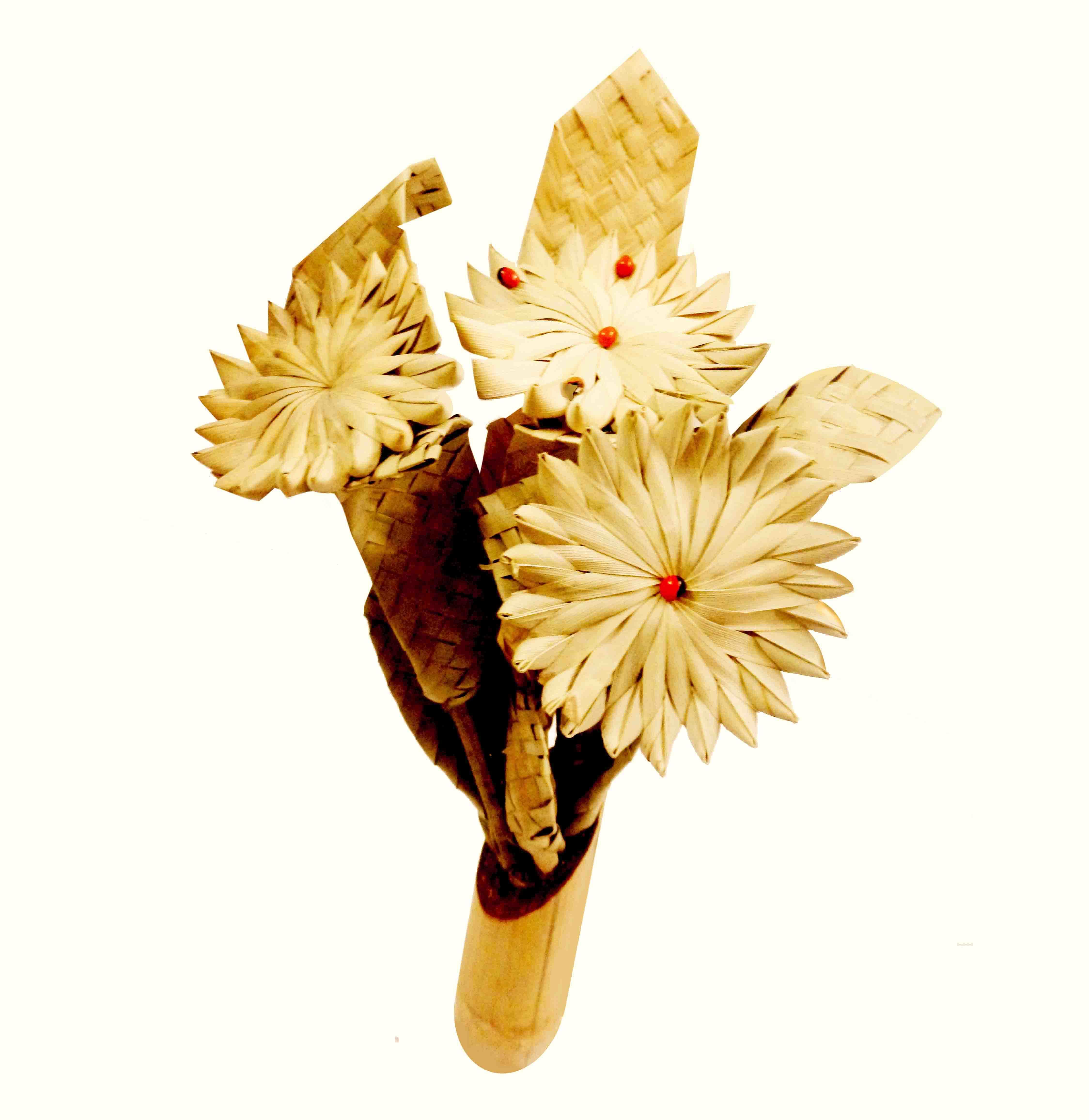 Natural Dry Leaf Flower Wall Hanging