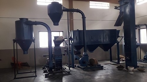 Chilli Cleaning Machine - Stainless Steel, 10ft x 8ft x 6ft , 3 HP, 500 kg/hour Capacity, 220V