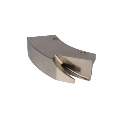 Lower Lifting Cam Track