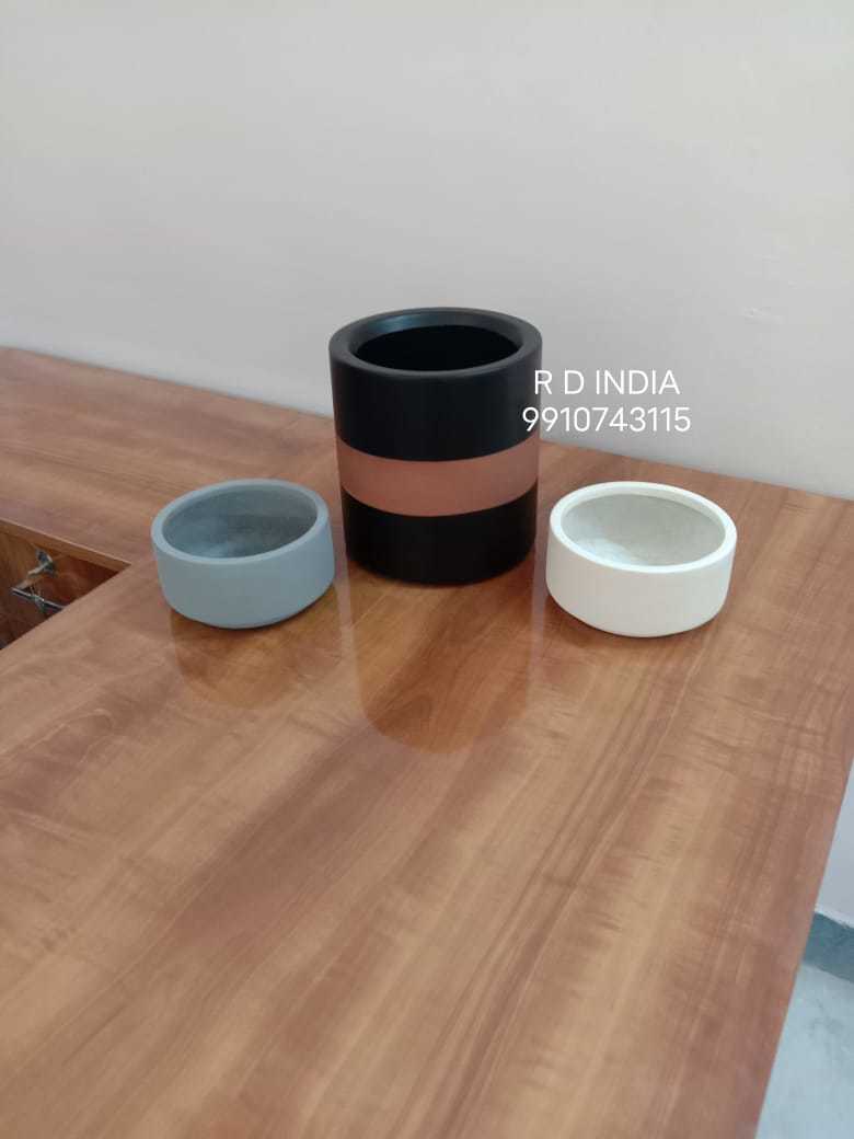 Frp Planters Application: To Collect Dust