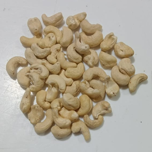 Cashew Nut - Amber Variety, Common Cultivation Type, Naturally Nutritious And Flavorful