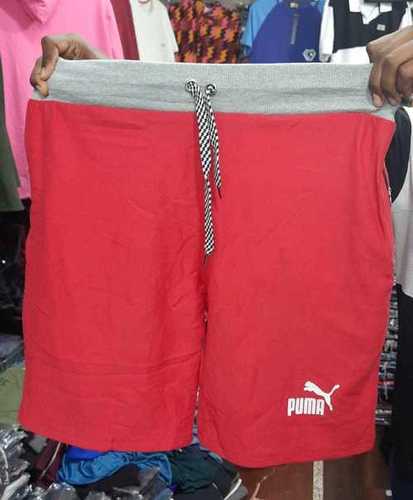 पुरुषों के सादे शॉर्ट्स