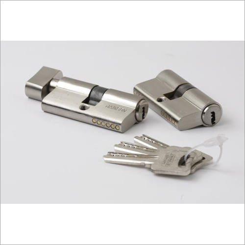 अल्ट्रा कीज़ के साथ यूरो सिलेंडर