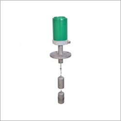 Green Displacer Type Level Switch