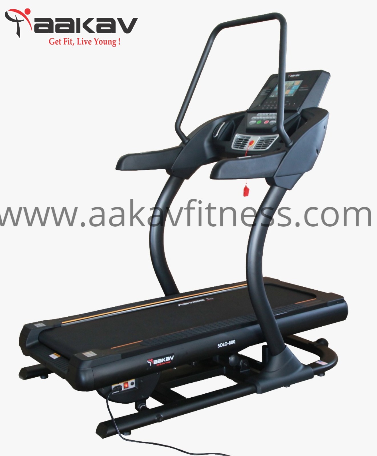 Aakav Treadmill