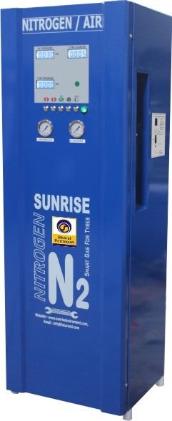 Bpcl Nitrogen Tyre Inflator - Size: 473x370x1320mm