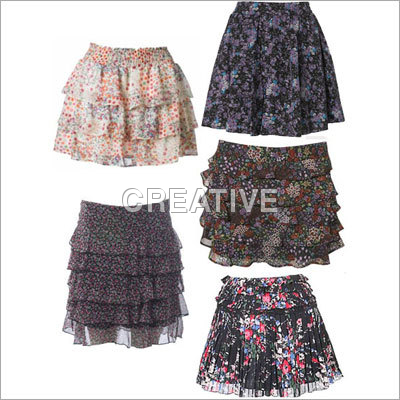 शॉर्ट स्कर्ट