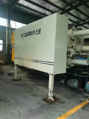 उपयोग की गई Yizumi 1250T कोल्ड चैंबर डाई कास्टिंग मशीन - सटीकता: उच्च परिशुद्धता