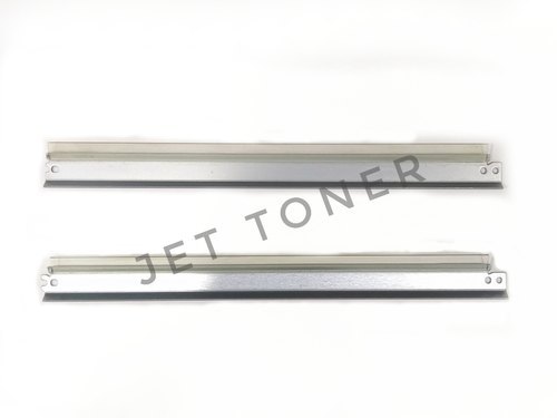 वाइपर ब्लेड एमएल 1666 (बड़ा और छोटा) उपयोग के लिए: कार्यालय में