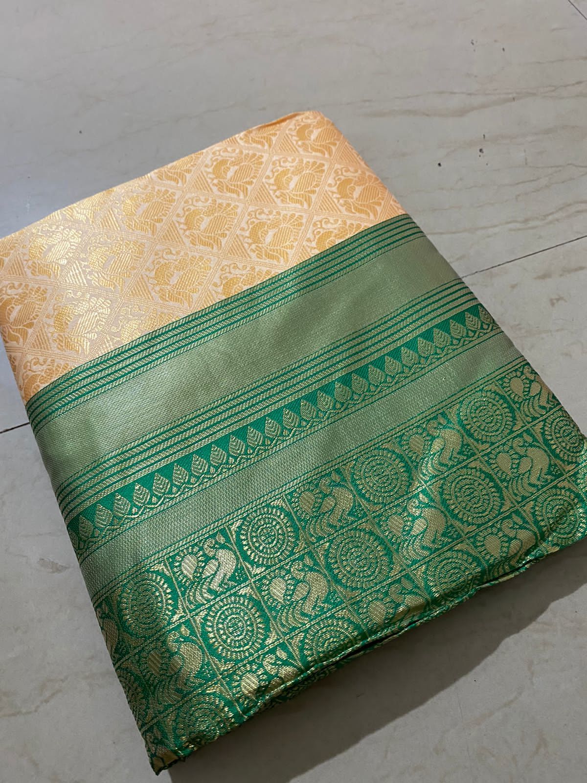 Ladies Saree - Customized Material, Printed Pattern | Breathable, Washable, All Season Wear