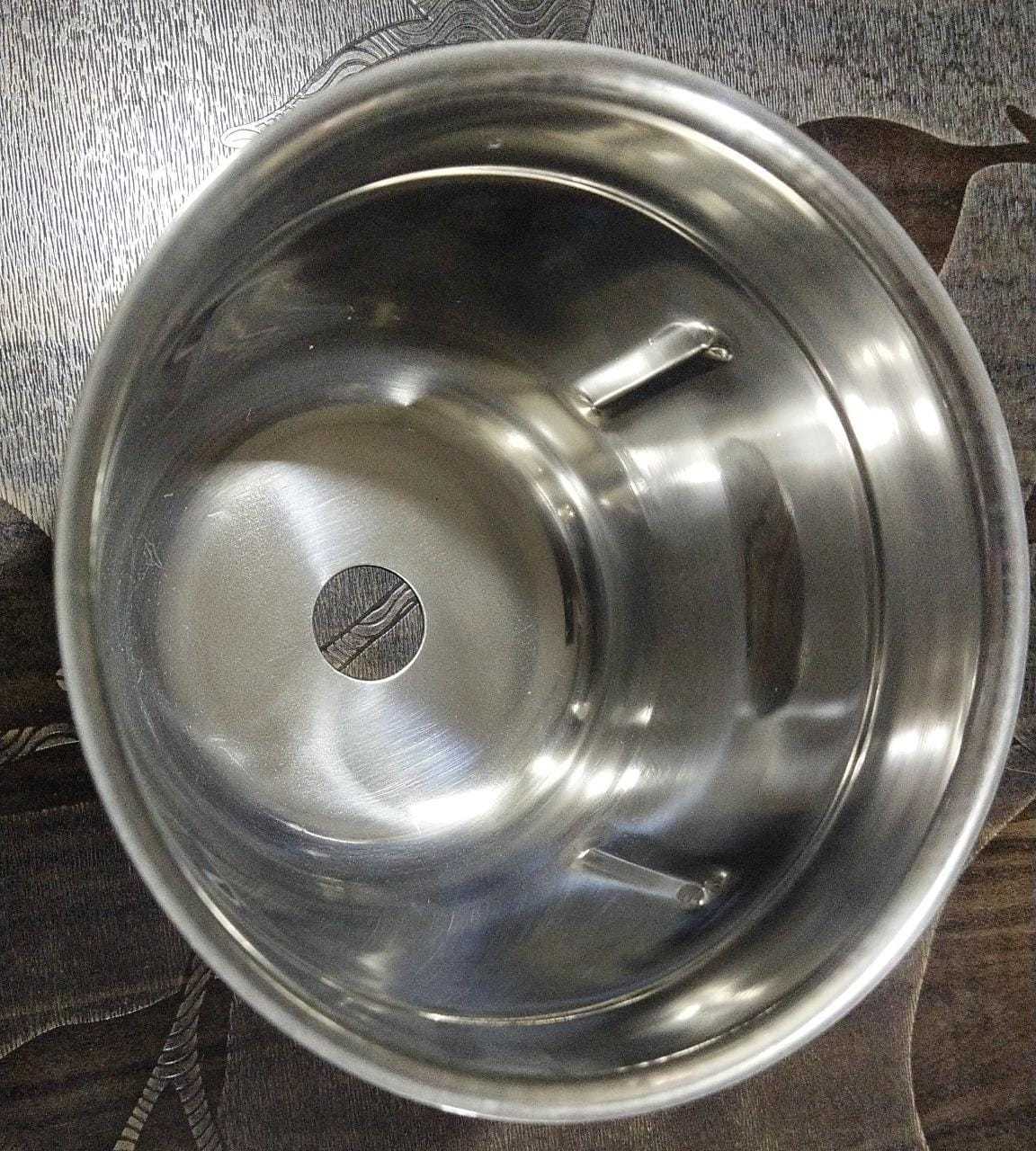 Sujata Grinder - Stainless Steel 500ml, White Color, Mirror Finish | High-grade Raw Material, Flowbreaker Design Options